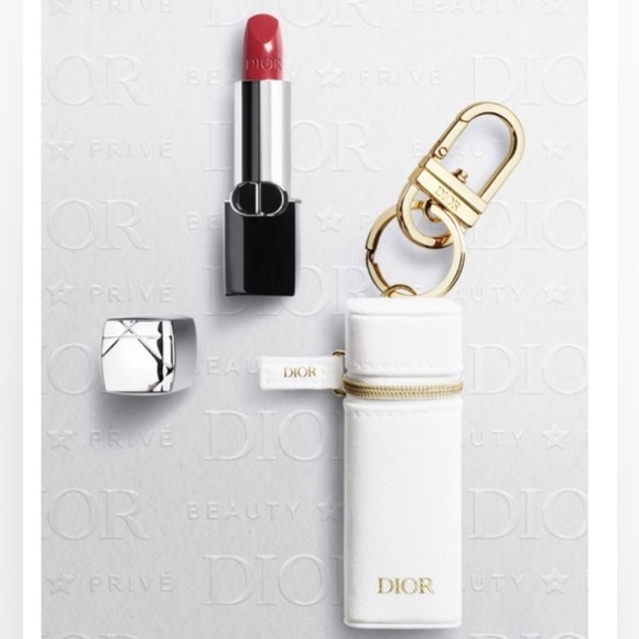 Dior Beauty Exclusive Lipstick
Case Holder & Full Size Lipstick
Shade ICONE 720 - Picture 1 of 8